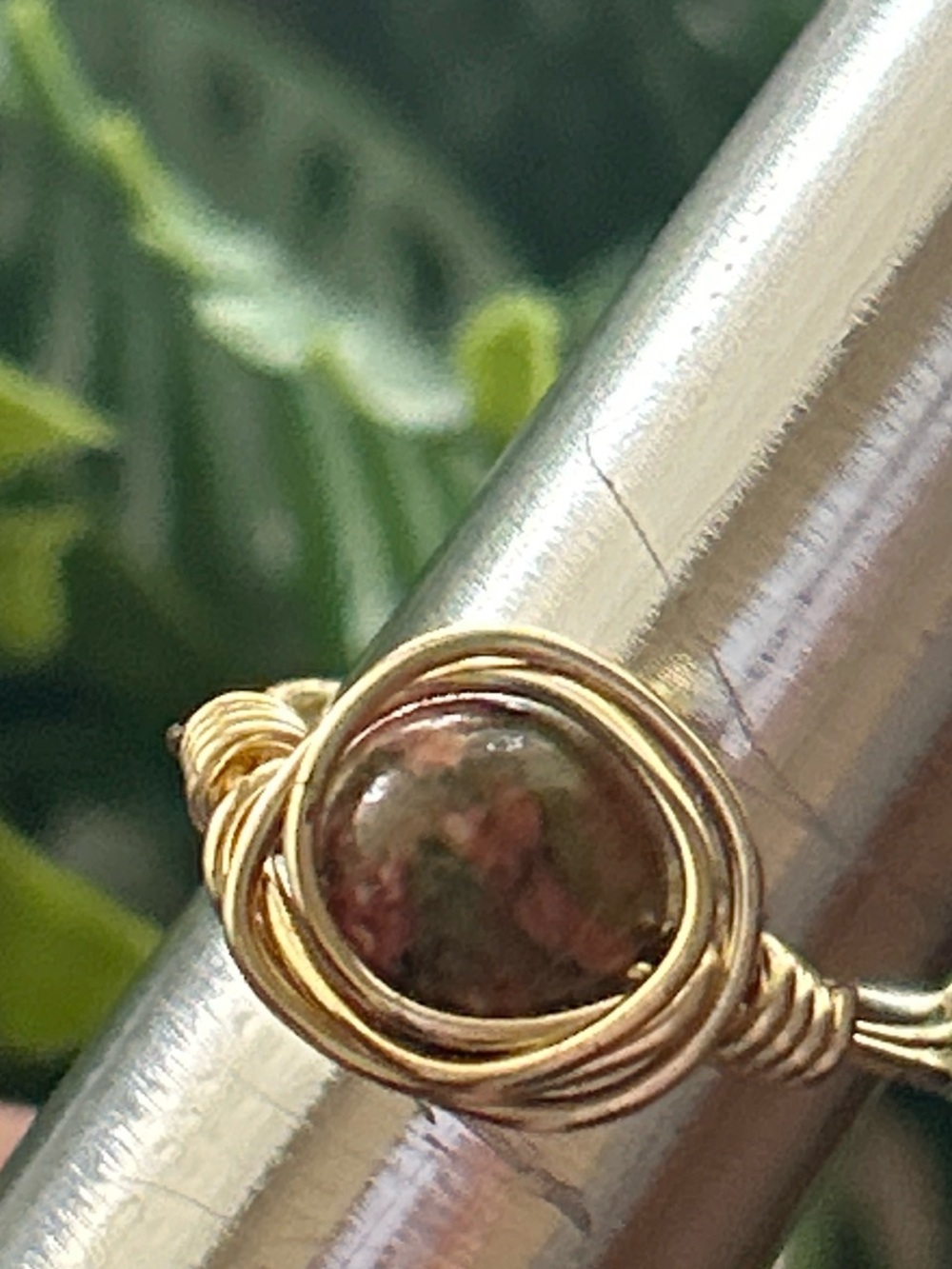 💍 Handcrafted unakite gold tone copper wire wrapped crystal ring size 6 - Picture 2 of 4